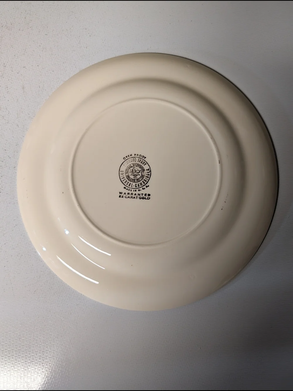Universal Cambridge Camwood Ivory American Beauty Rose Dinner Plates -Set of 4